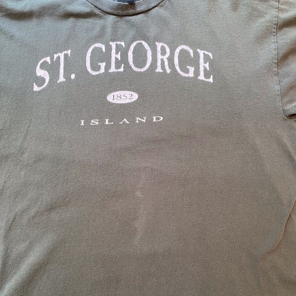 Olive Green St George Island Tee - Picture 6 of 7